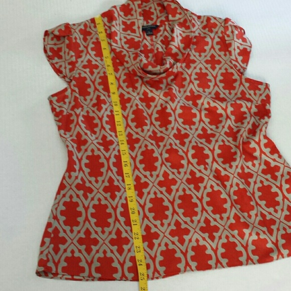 Banana Republic Petite Geometric Print Blouse PL - Picture 7 of 10